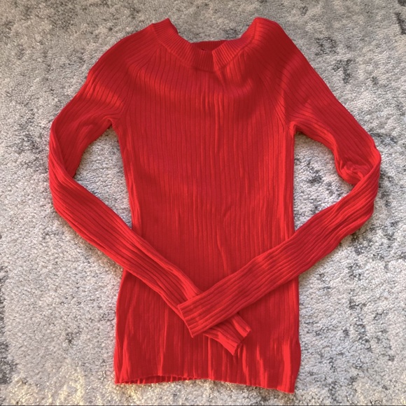 Express Ribbed fitted knit top - Picture 3 of 4